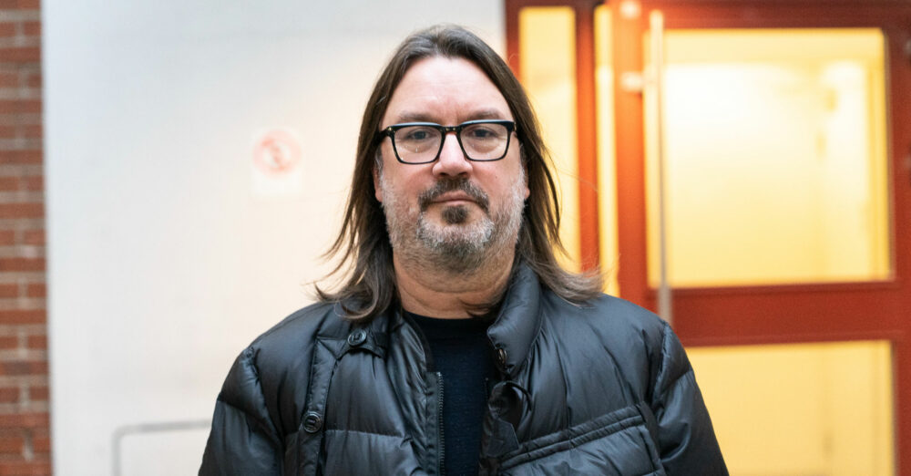 Porträtt på kläddesignern Thomas Håkansson